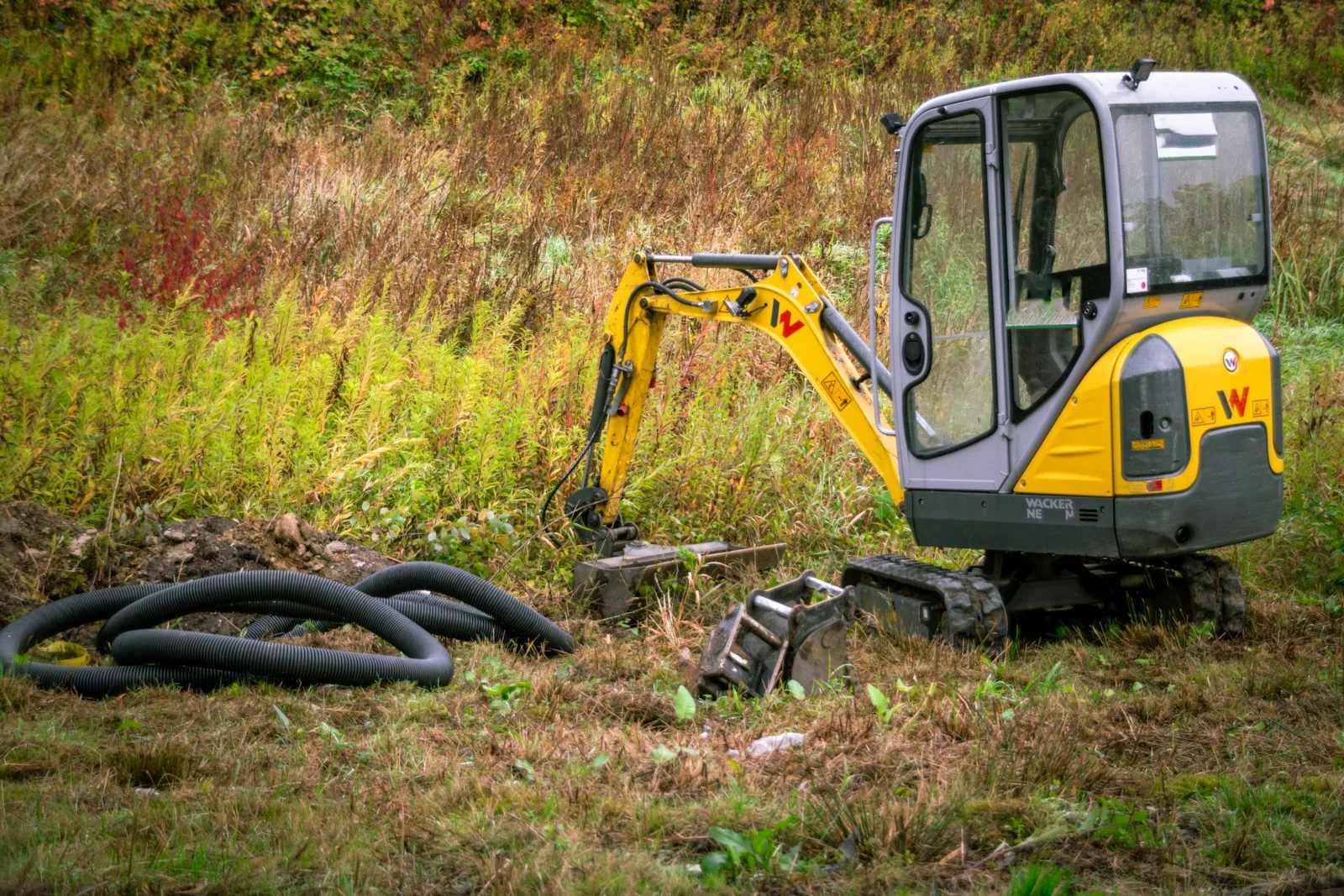 Rippa mini bageri: idealan alat za hortikulturu i krajobrazno uređenje